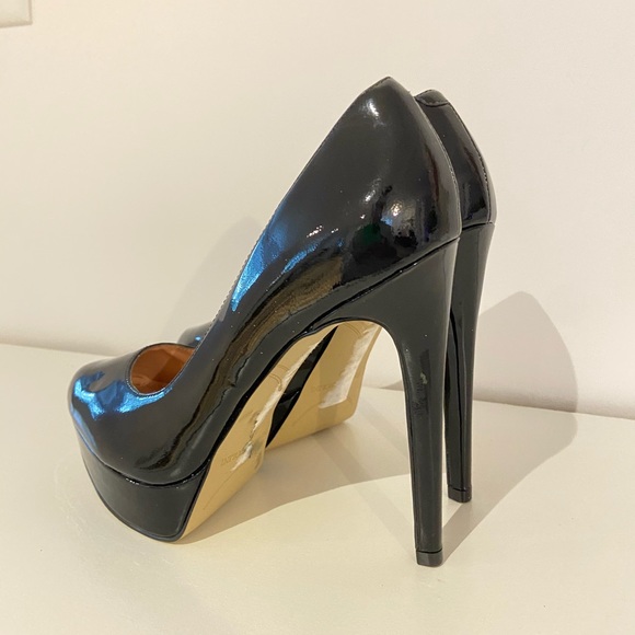 Black Platform Enzo Angiolini Heels - Picture 3 of 5